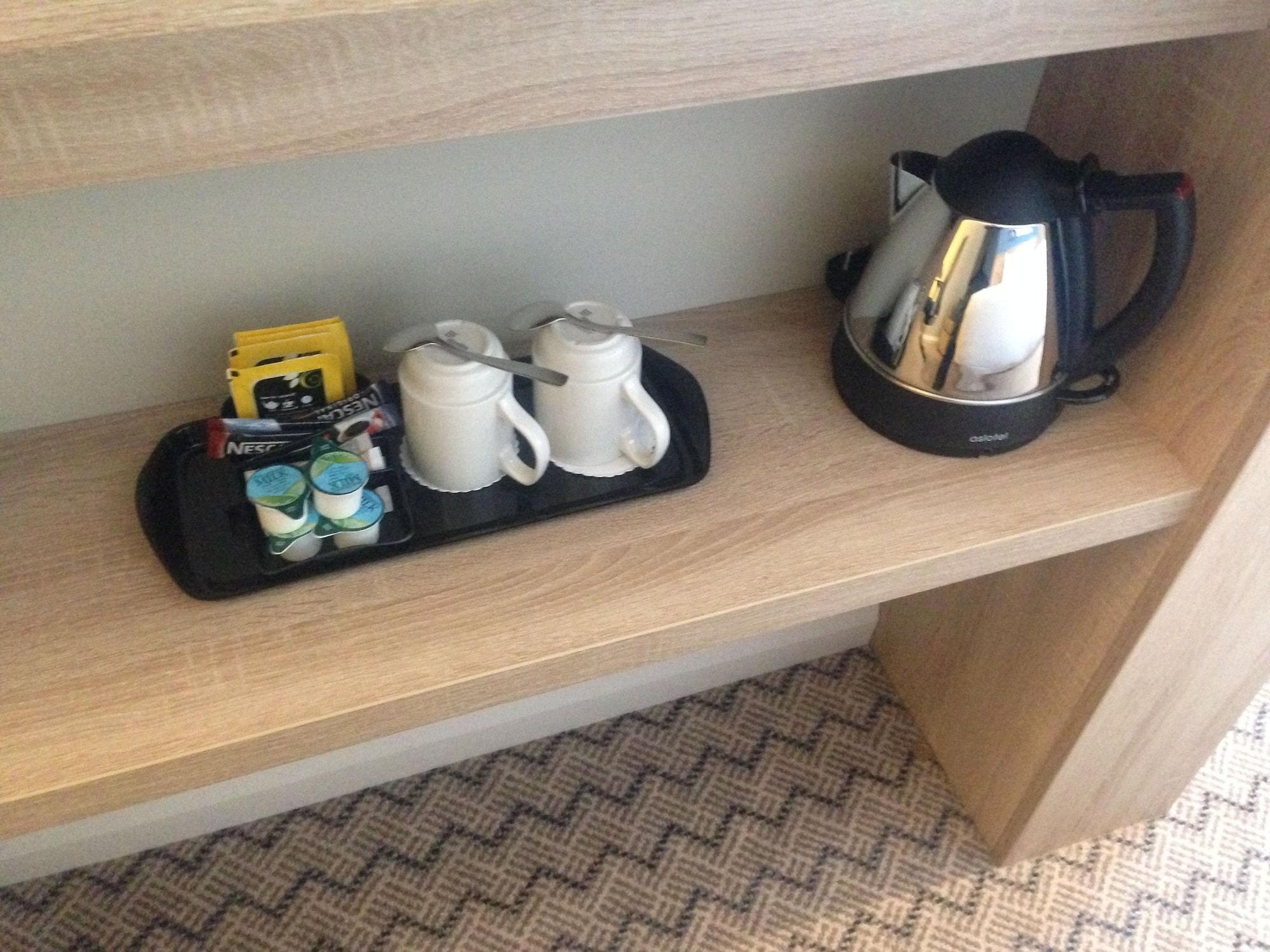 Hampton By Hilton Glasgow Central Экстерьер фото