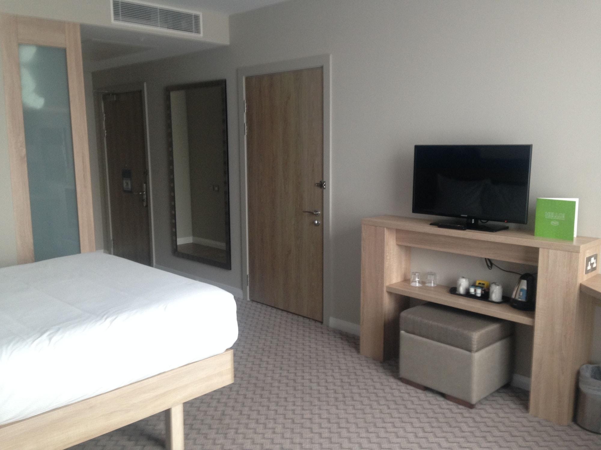Hampton By Hilton Glasgow Central Экстерьер фото