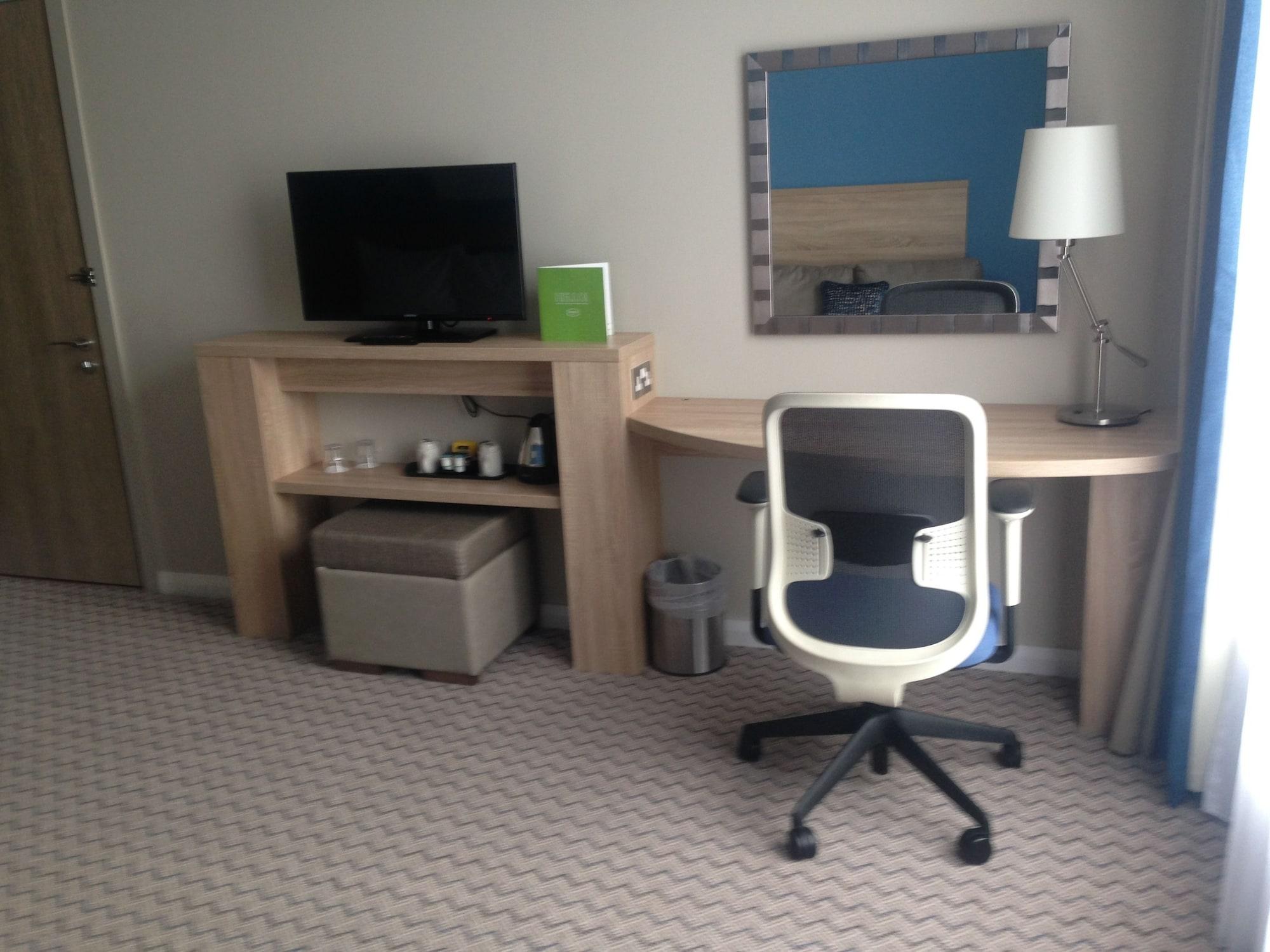 Hampton By Hilton Glasgow Central Экстерьер фото