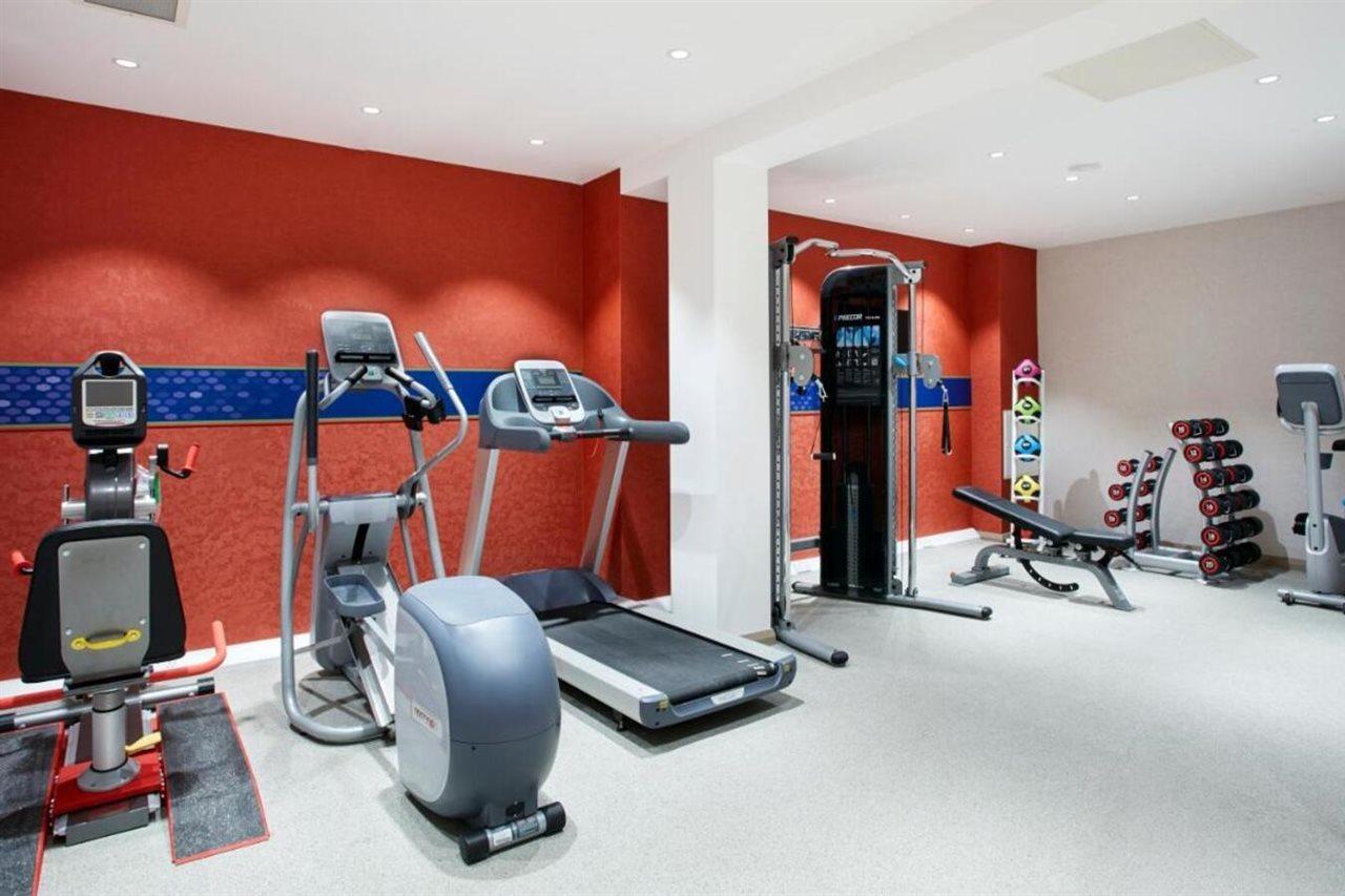 Hampton By Hilton Glasgow Central Экстерьер фото