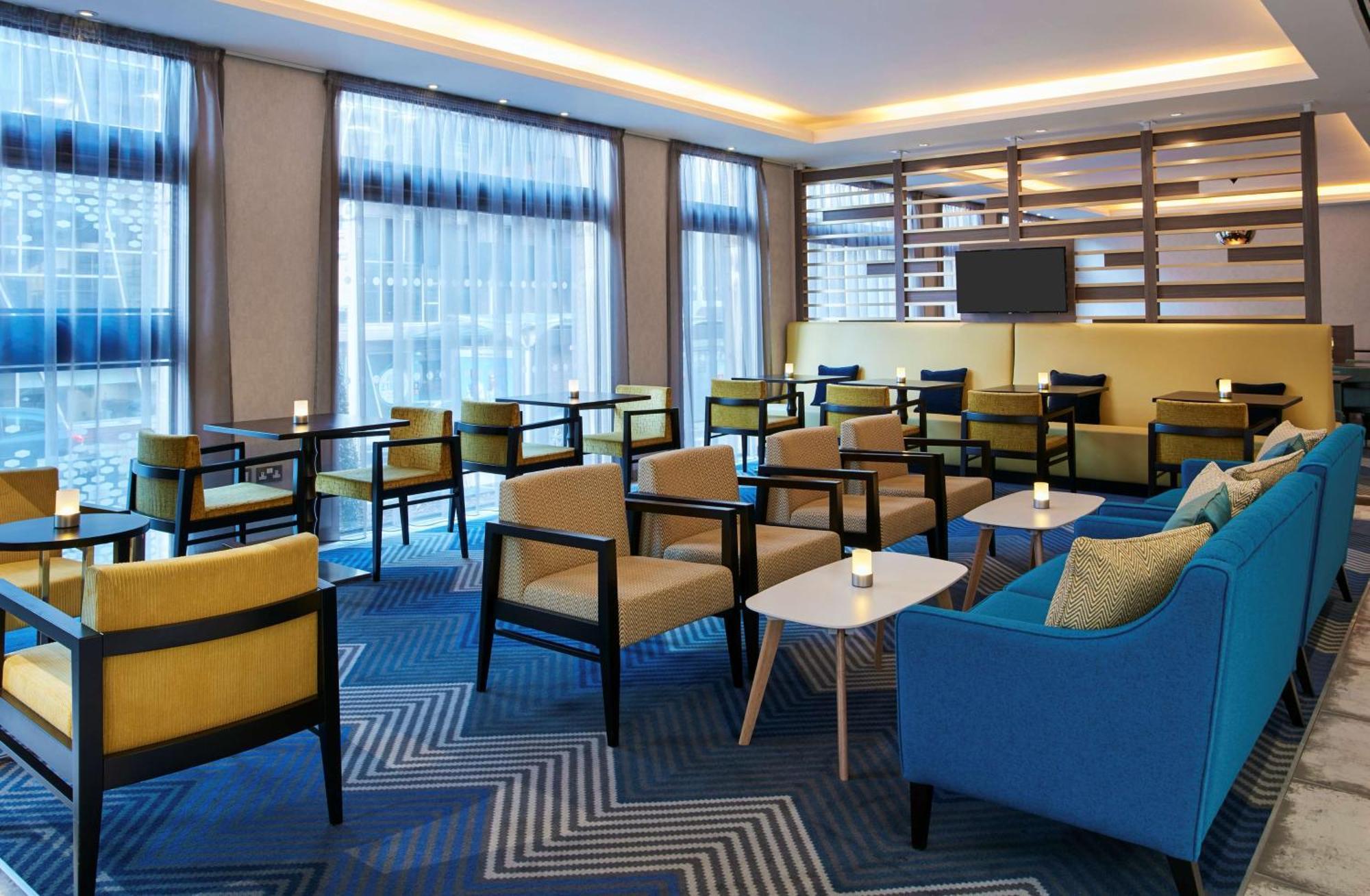 Hampton By Hilton Glasgow Central Экстерьер фото