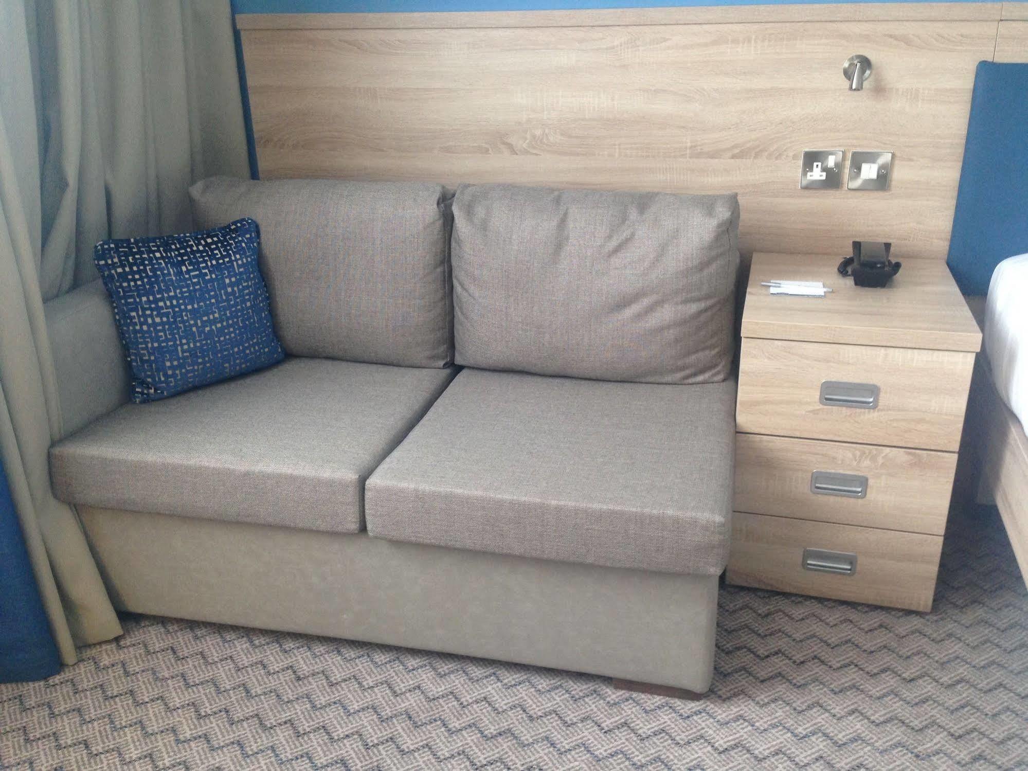 Hampton By Hilton Glasgow Central Экстерьер фото